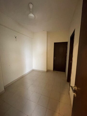 Room in 4 BHK Apartment at M3M Woodshire, Sector 107 – for Rent