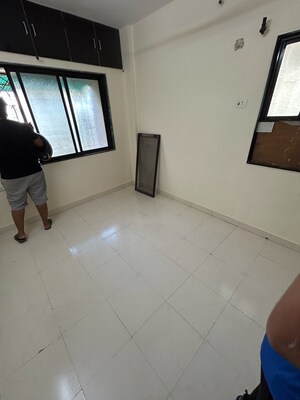 Room in 1 BHK Apartment at Bhakti Park Anand Nagar, Anand Nagar – for Sale