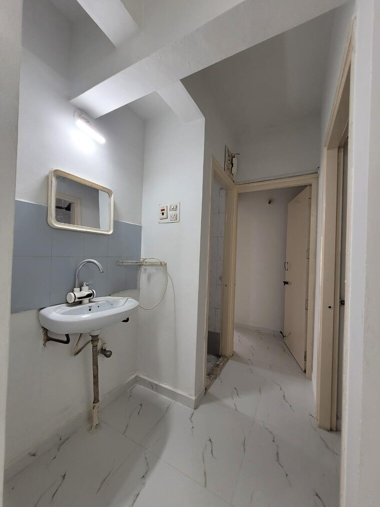 Bathroom, salunkhe-natasha-apartment 2 Bedroom 978 Sq.Ft. Apartment In Aundh Pune 8493171