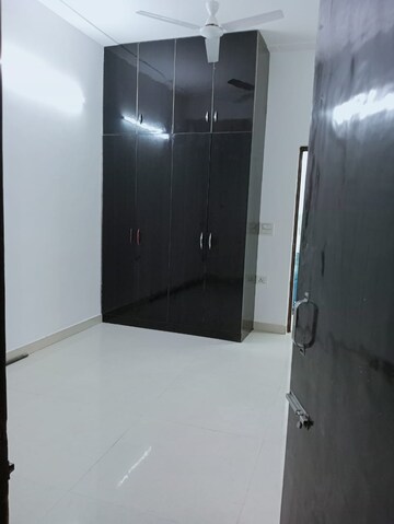 Room in 3 BHK Builder Floor at Malviya Nagar – for Rent