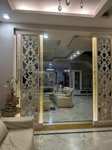 Living Room in 2 BHK Builder Floor at Sector 63a – for Sale