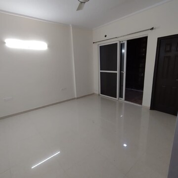 Room in 4 BHK Apartment at Dasnac The Jewel, Sector 75 – for Rent