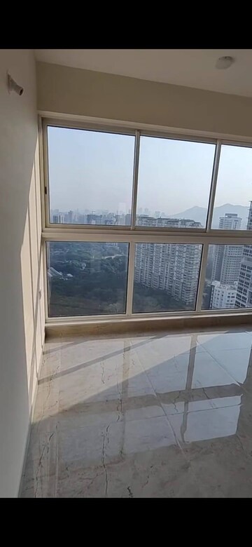 Room in 1 RK Apartment at Runwal Forest Orchid, Kanjurmarg West – for Rent