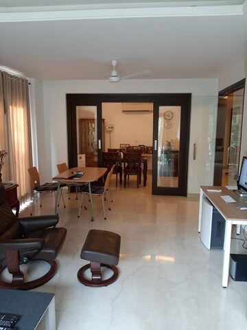Living Room in 3 BHK Apartment at Defence Colony – for Rent