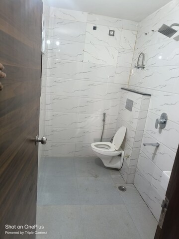 Master Bedroom in 2 BHK Builder Floor at Sector 51 – for Rent