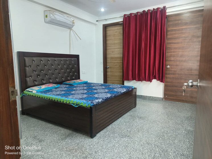Bedroom, sector 51 2 Bedroom 120 Sq.Yd. Builder Floor In Sector 51 Gurgaon 8493542