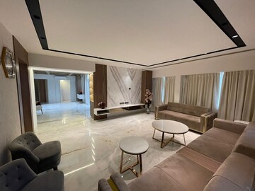 Living Room in 3.5 BHK Apartment at Bandra West – for Rent