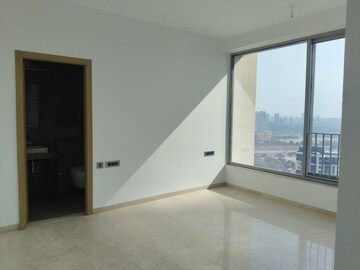 Room in 3 BHK Apartment at Oberoi Sky City, Borivali East – for Sale