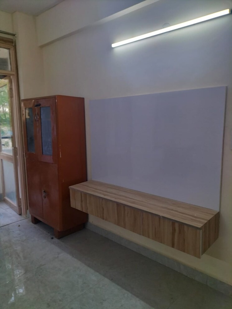 Room, neelpadam-kunj-complex 2 Bedroom 1150 Sq.Ft. Apartment In Kamma Ghaziabad 8493557