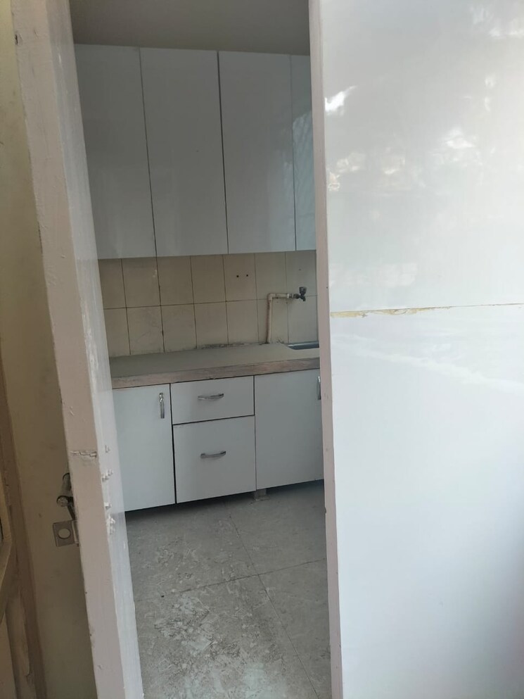 Kitchen, neelpadam-kunj-complex 2 Bedroom 1150 Sq.Ft. Apartment In Kamma Ghaziabad 8493557