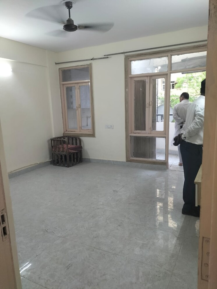 Room, neelpadam-kunj-complex 2 Bedroom 1150 Sq.Ft. Apartment In Kamma Ghaziabad 8493557