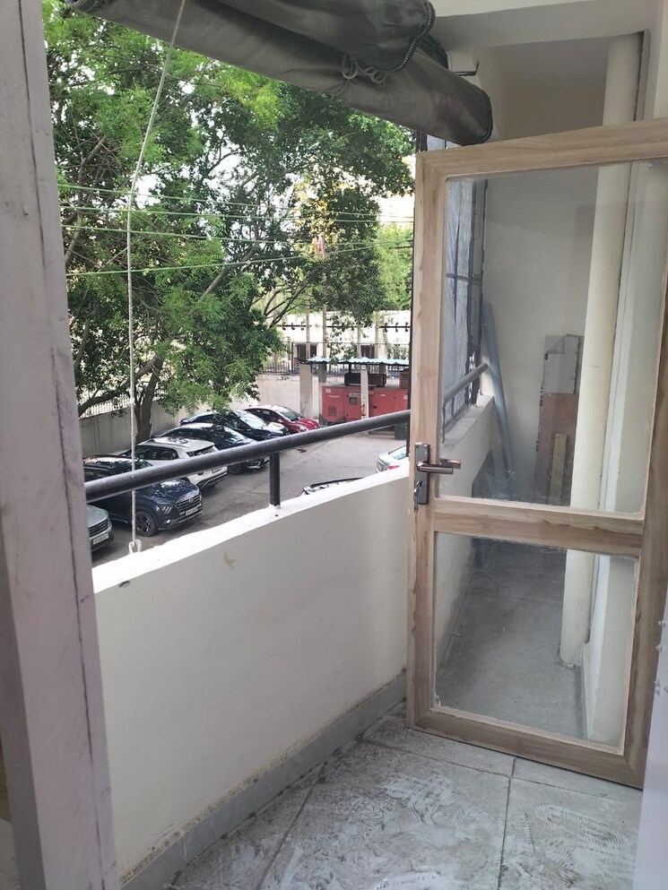 Balcony, neelpadam-kunj-complex 2 Bedroom 1150 Sq.Ft. Apartment In Kamma Ghaziabad 8493557