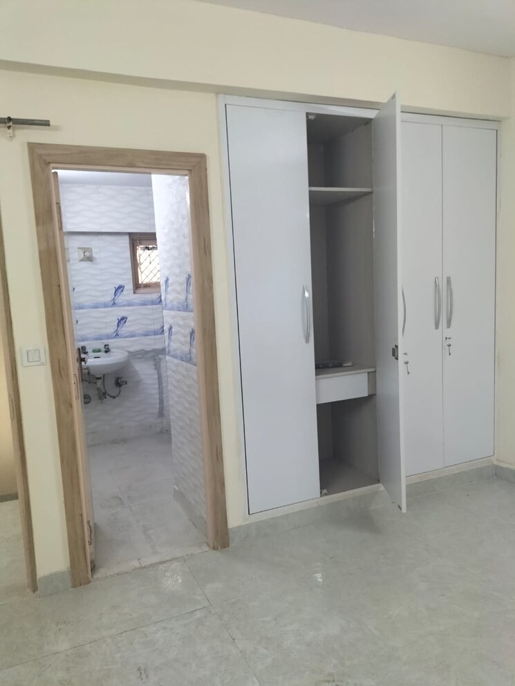 Room, neelpadam-kunj-complex 2 Bedroom 1150 Sq.Ft. Apartment In Kamma Ghaziabad 8493557