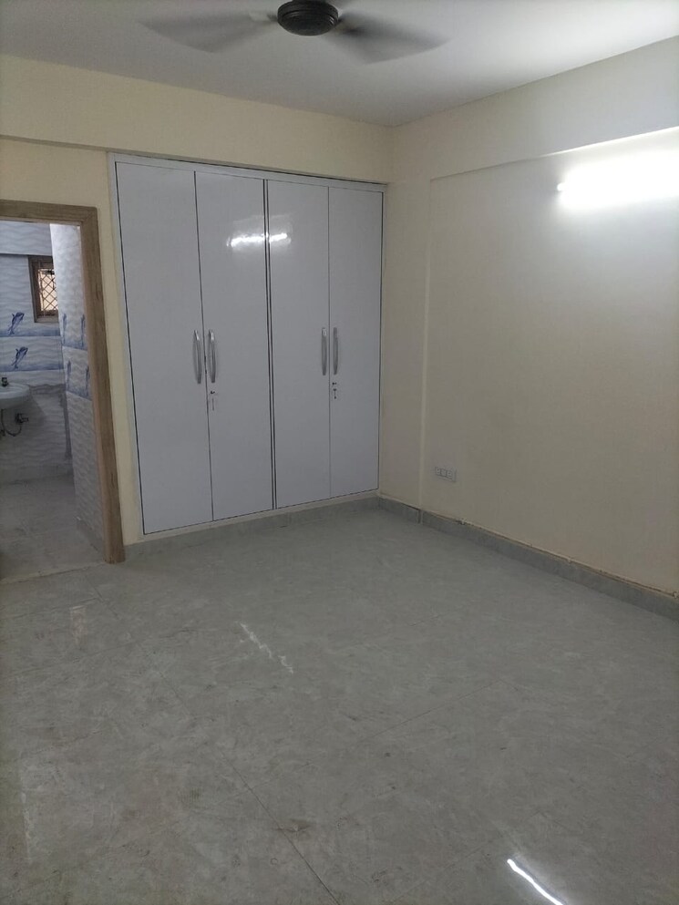 Room, neelpadam-kunj-complex 2 Bedroom 1150 Sq.Ft. Apartment In Kamma Ghaziabad 8493557