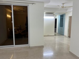 Room in 3.5 BHK Apartment at ATS Marigold, Sector 89a – for Sale