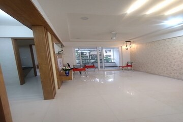 Room in 2 BHK Apartment at Shweta Apartment Kothrud, Kothrud – for Sale