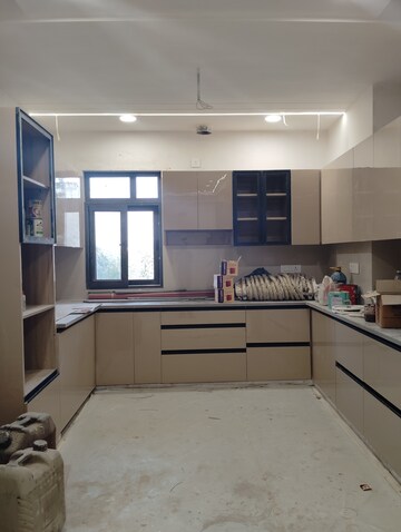 Kitchen in 3.5 BHK Apartment at Triveni Apartments CGHS, Paschim Vihar – for Rent