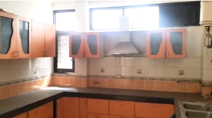 Kitchen, vaishali sector 4 4 Bedroom 2600 Sq.Ft. Builder Floor In Vaishali Sector 4 Ghaziabad 8493635