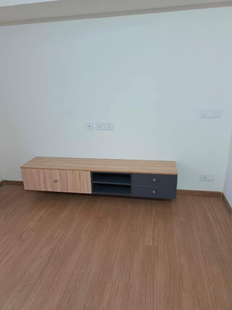 undefined, sector 106 3 Bedroom 1860 Sq.Ft. Apartment In Sector 106 Gurgaon 8493849