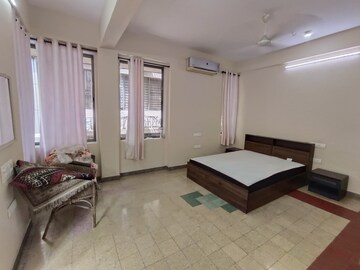 Bedroom in 1 BHK Apartment at Suleman Chembar Apartment, Colaba – for Rent