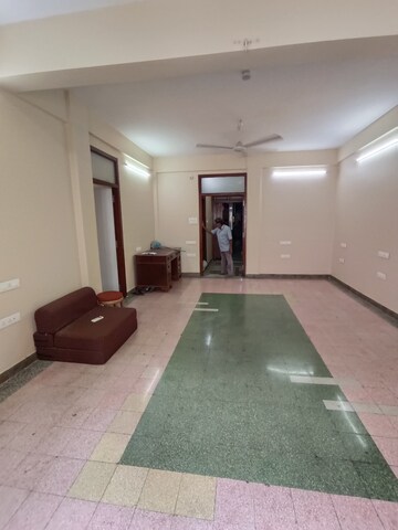 Living Room in 1 BHK Apartment at Suleman Chembar Apartment, Colaba – for Rent