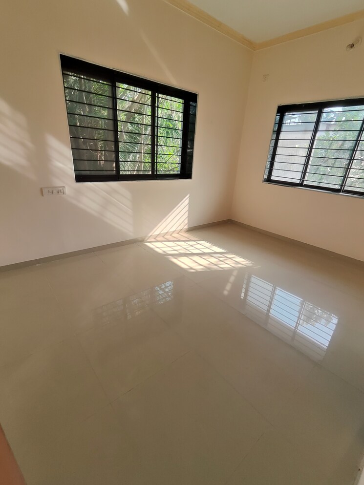 Room, vasai west 3 Bedroom 2000 Sq.Ft. Independent House In Vasai West Palghar 8493857