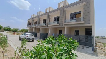 3 BHK Builder Floor – Exterior View View at BPTP The Oval, Sector 70a - for Sale