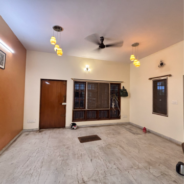 Room in 3 BHK Independent House at Swastika Residency Indiranagar, Cmh Road – for Rent
