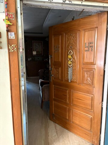 Furnished Amenities in 2 BHK Apartment at Futec Gateway, Sector 75 – for Sale
