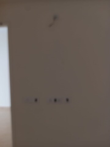 Furnished Amenities in 2.5 BHK Apartment at Sector 107 – for Sale