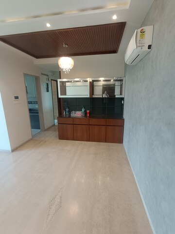 Room in 2 BHK Apartment at VM Mohan Palms, Seawoods – for Rent