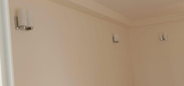 Room in 4 BHK Apartment at Emaar Palm Terraces Select, Sector 66 – for Rent