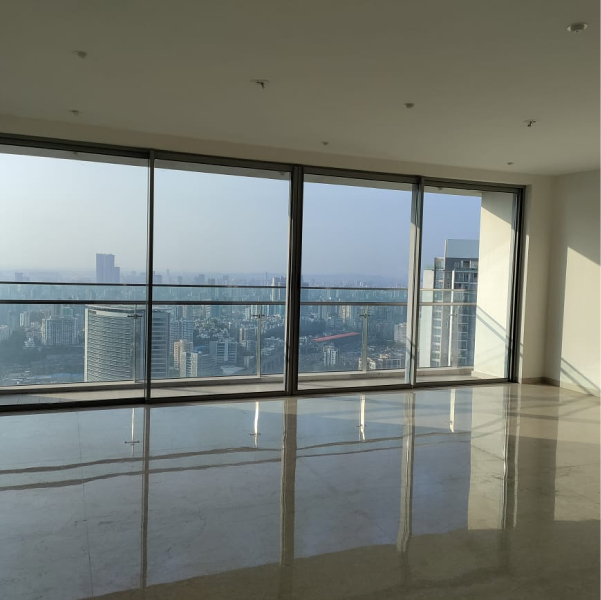 3 BHK Apartment For Sale in Oberoi Realty Esquire