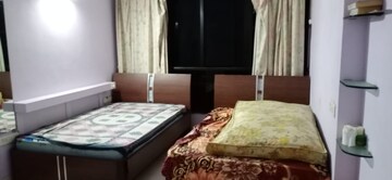Bedroom in 2 BHK Apartment at Montreal Tower, Andheri West – for Rent