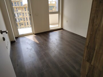 Room in 2 BHK Apartment at Ireo The Corridors, Sector 67a – for Rent