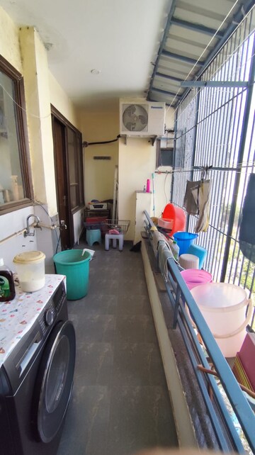 Balcony in 3 BHK Builder Floor at Srishti Greenfield Homes, Green Fields Colony – for Rent