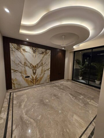 Bedroom in 4 BHK Builder Floor at Srishti Greenfield Homes, Green Fields Colony – for Sale