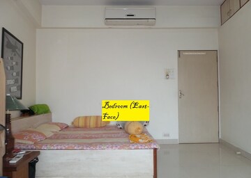 Master Plan in 2 BHK Apartment at Navjivan Colony, Mahim – for Rent