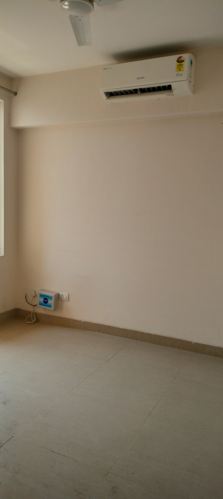 Room, emaar-emerald-floors-premier 4 Bedroom 1975 Sq.Ft. Apartment In Sector 65 Gurgaon 8494601