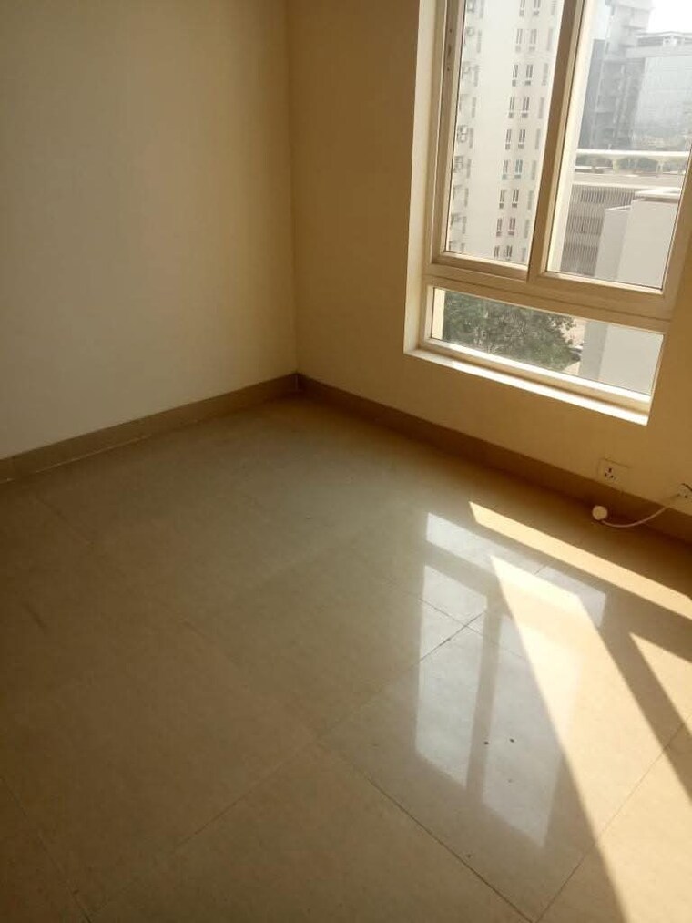 Room, emaar-emerald-estate 3 Bedroom 1395 Sq.Ft. Apartment In Sector 65 Gurgaon 8494667