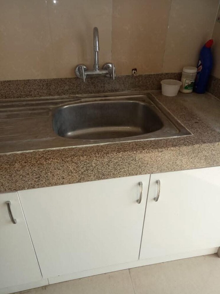 undefined, emaar-emerald-estate 3 Bedroom 1395 Sq.Ft. Apartment In Sector 65 Gurgaon 8494667