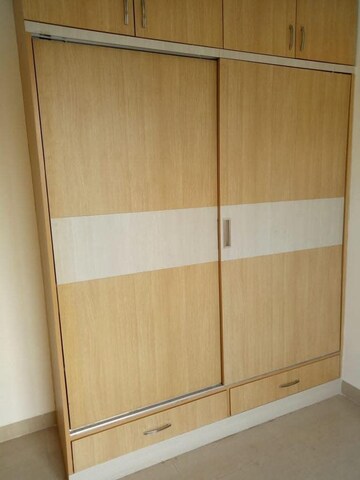 Furnished Amenities in 3 BHK Apartment at Emaar Emerald Estate, Sector 65 – for Sale