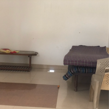 Living Room in 3.5 BHK Villa at Sector 21 – for Rent