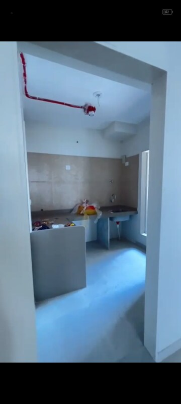 Furnished Amenities in 1.5 BHK Apartment at Dosti West County, Balkum Pada – for Rent