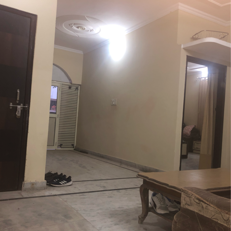 Room, sector 21 3.5 Bedroom 1500 Sq.Ft. Villa In Sector 21 Gurgaon 8494796