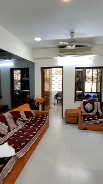 Living Room in 1.5 BHK Apartment at Gujarati Society, Vile Parle East – for Rent