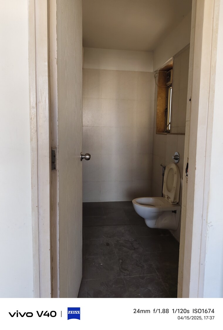 Bathroom, lodha-palava-lily 2 Bedroom 909 Sq.Ft. Apartment In Dombivli East Thane 8494824