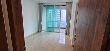 Room in 4 BHK Apartment at Avighna One Avighna Park, Lower Parel – for Rent