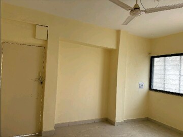 Room in 1 BHK Apartment at Parijat CHS, Vishrantwadi – for Rent