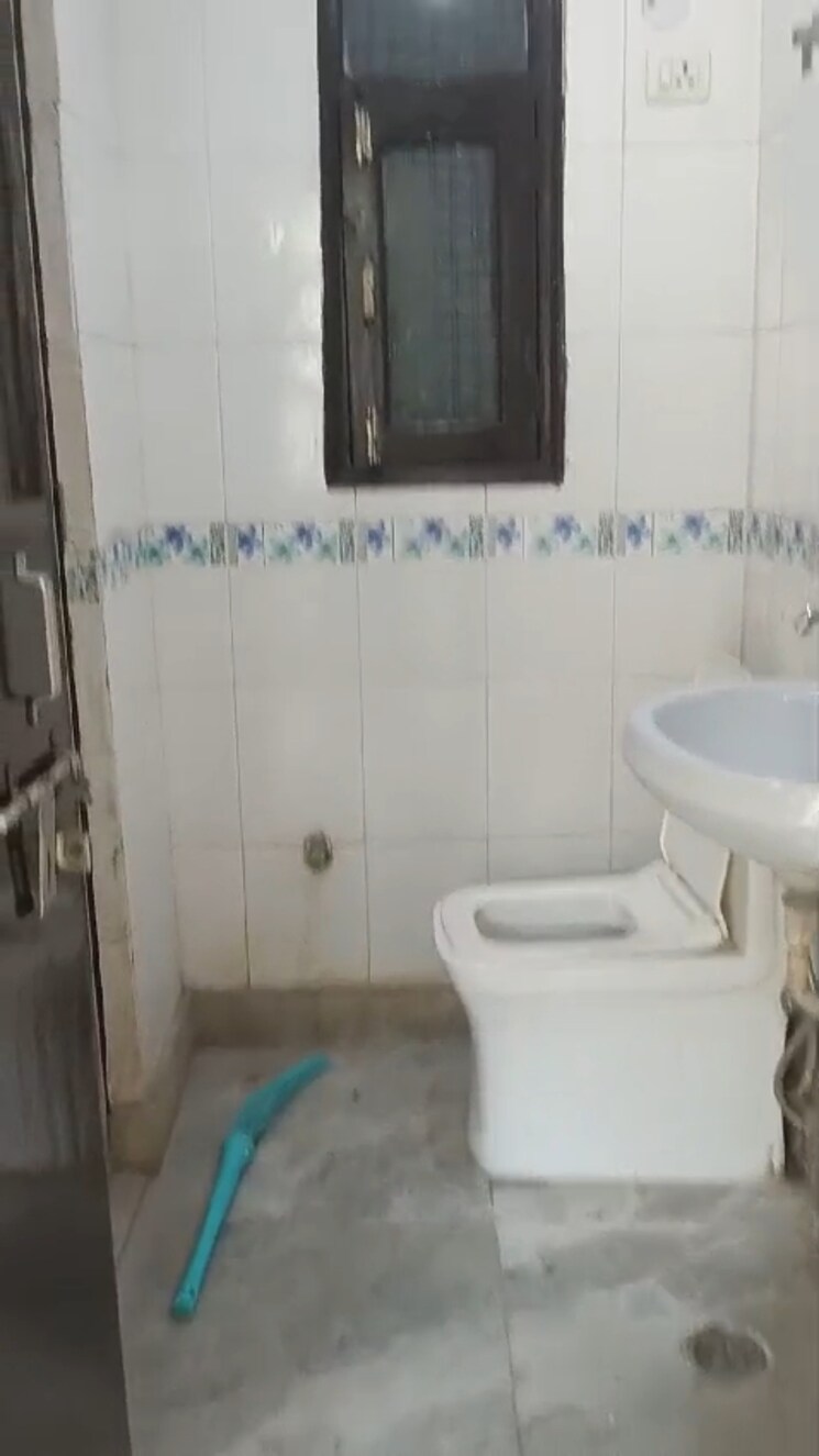 Bathroom, mehrauli 2 Bedroom 550 Sq.Ft. Builder Floor In Mehrauli Delhi 8494859